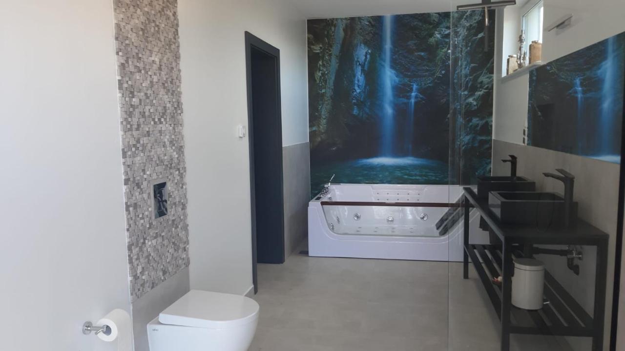Robson Beach I Sauna, Jacuzzi Мендзиводзе Екстер'єр фото